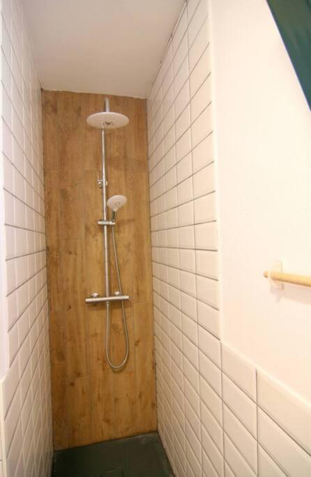 Nuevo, Recien Remodelado: Estudio Para 3 Personas Vigo Kültér fotó